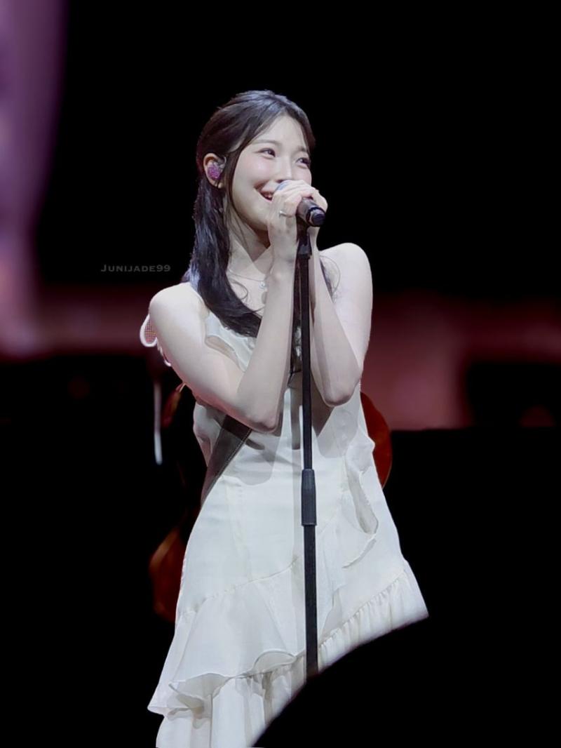 프로미스나인 백지헌