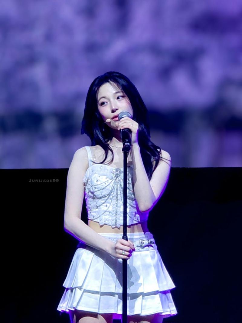 프로미스나인 백지헌