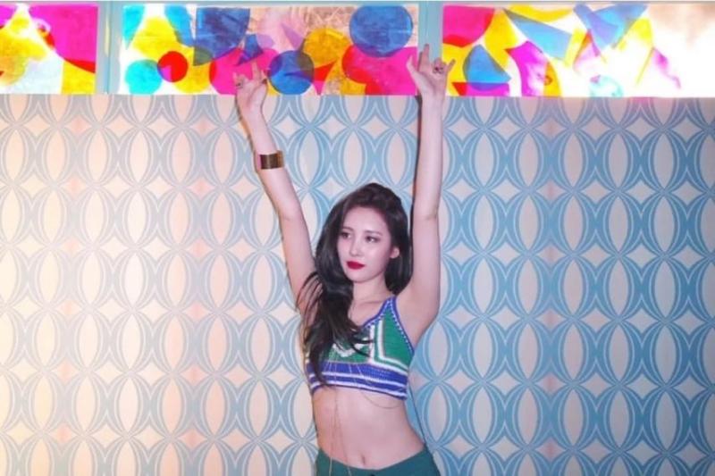 선미 (SUNMI)