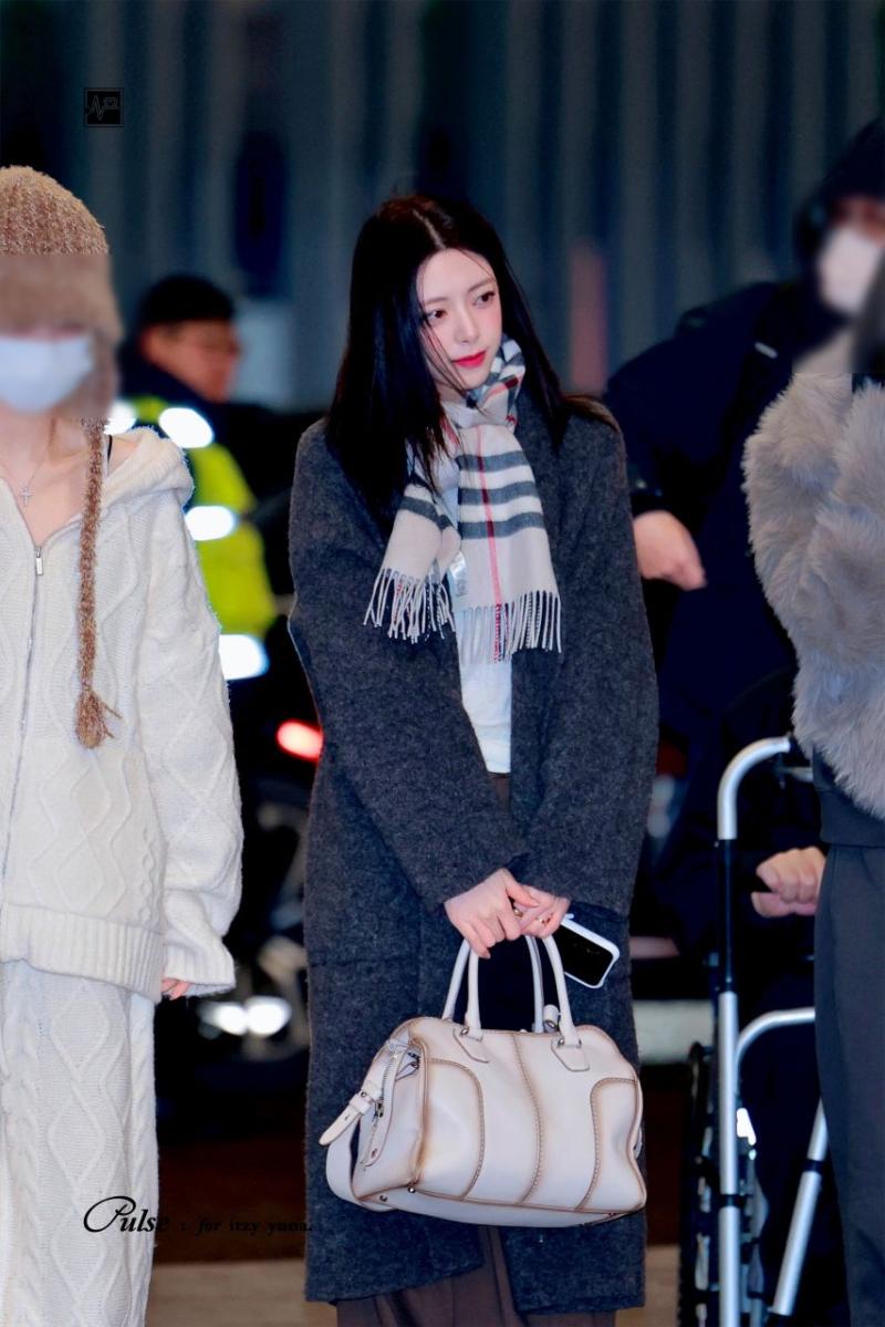 ITZY 유나 260124 출국