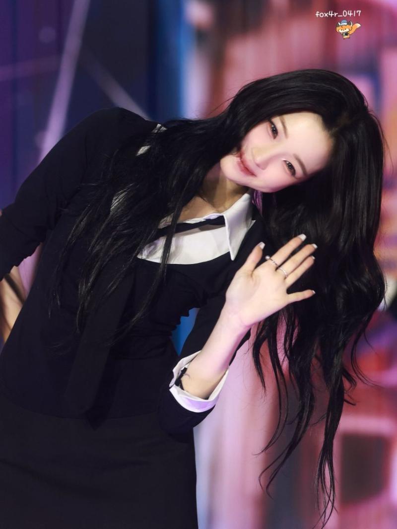 프로미스나인 백지헌