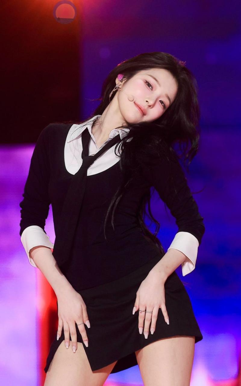 프로미스나인 백지헌