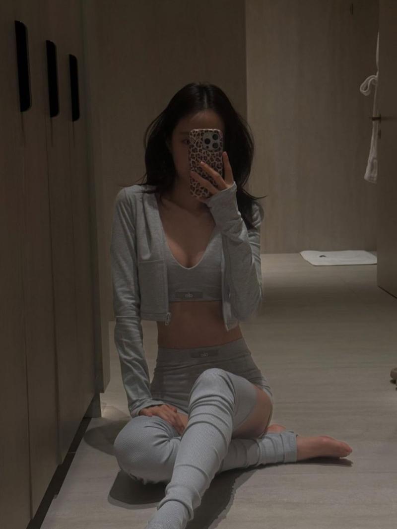 손나은
