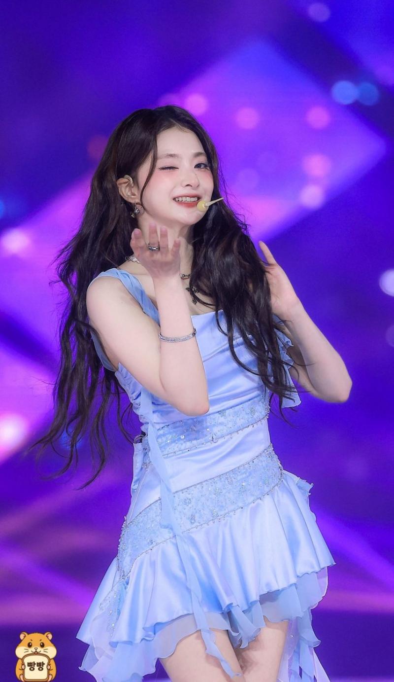 프로미스나인 이나경