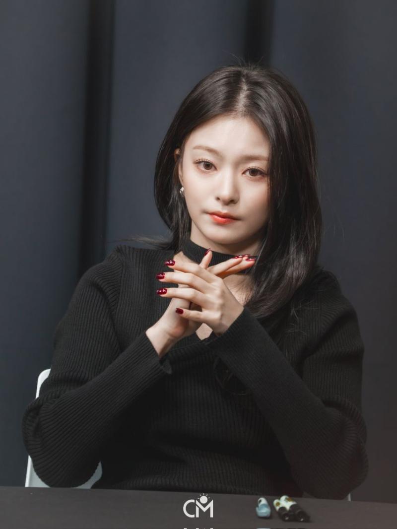 프로미스나인 이나경