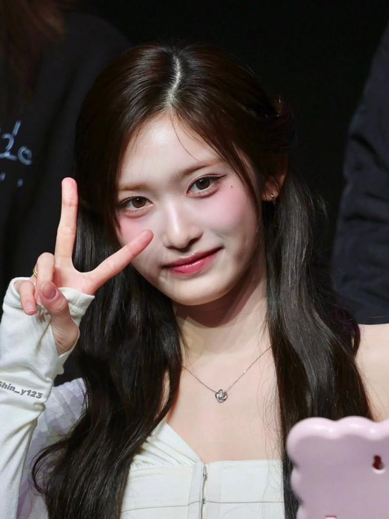 IVE (아이브) 이서