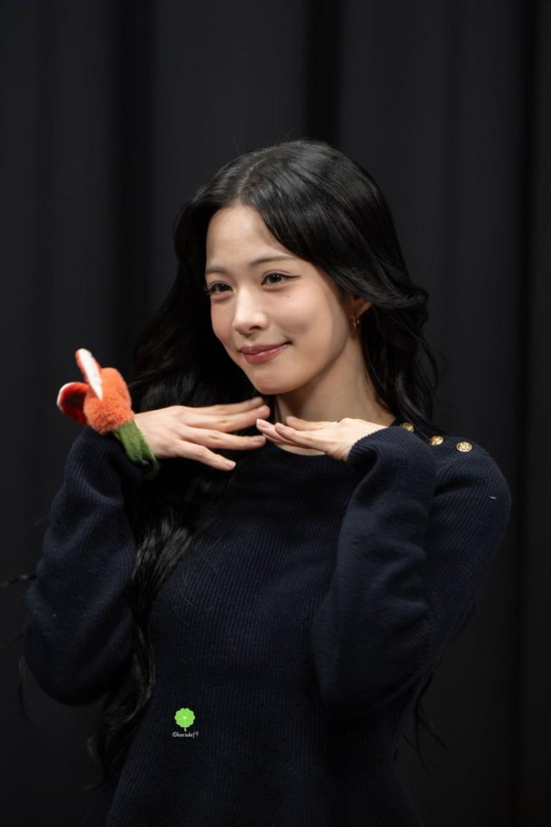 프로미스나인 이채영