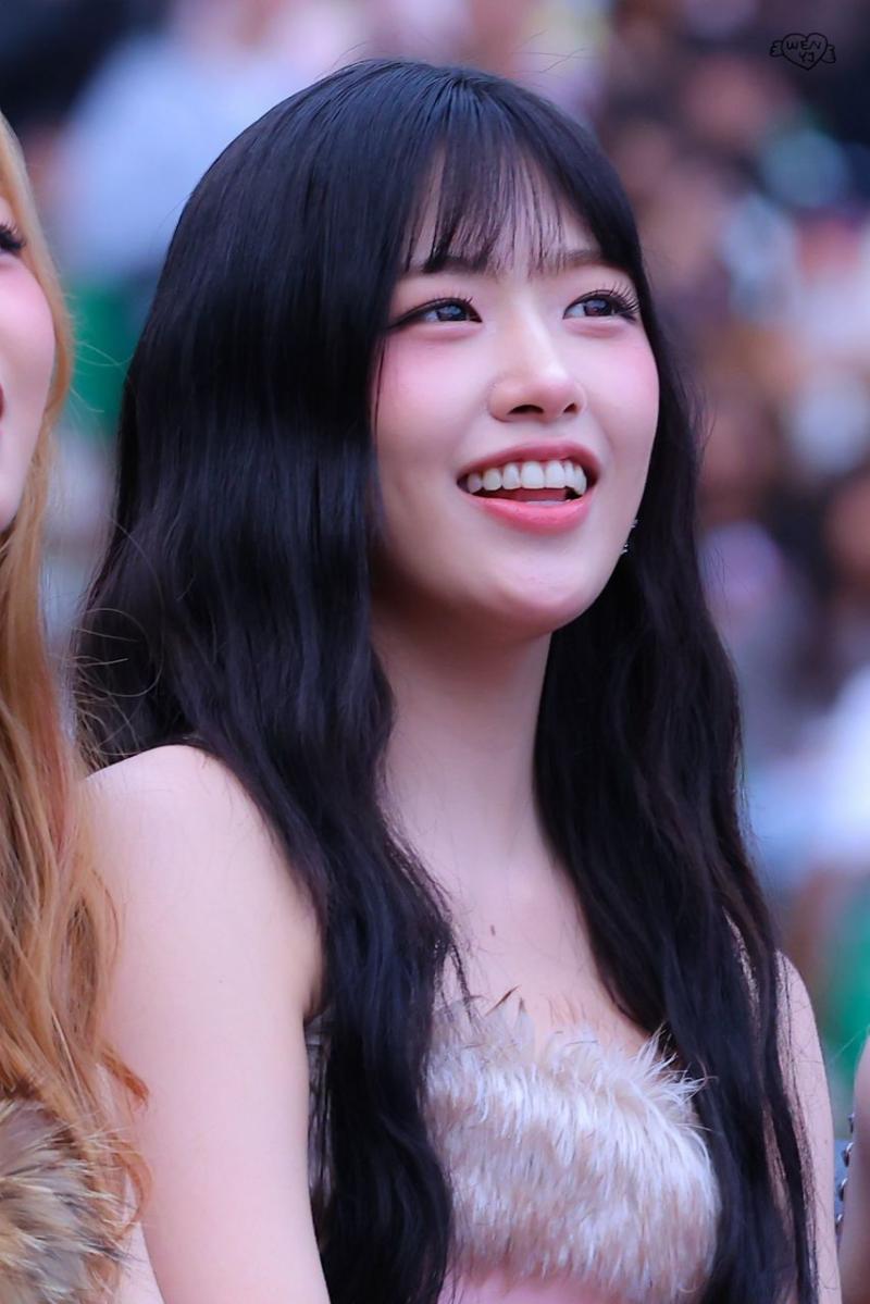 아이브 안유진