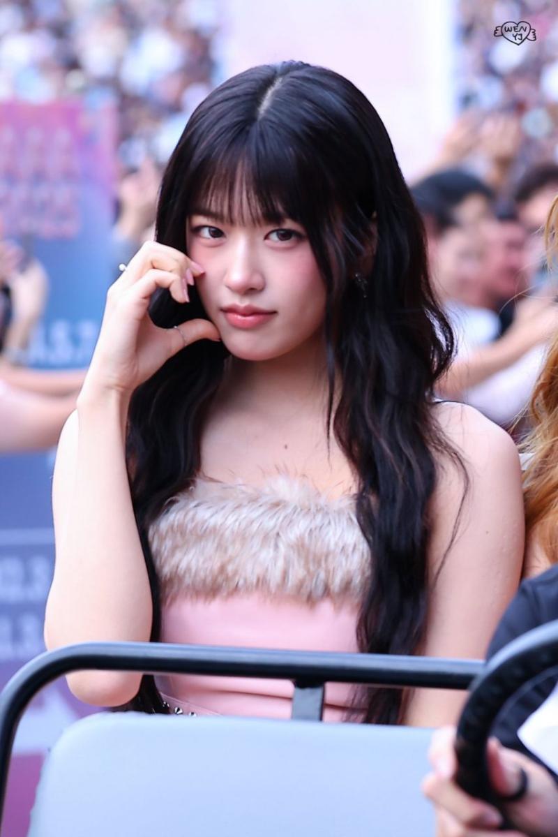 아이브 안유진