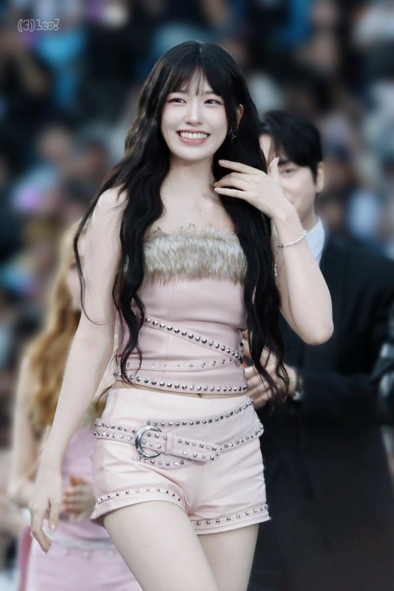 아이브 안유진