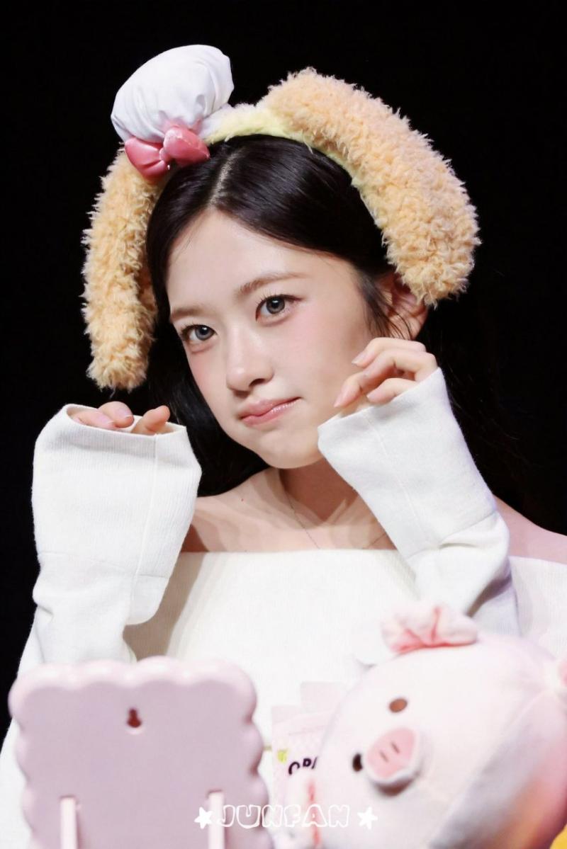 아이브 안유진