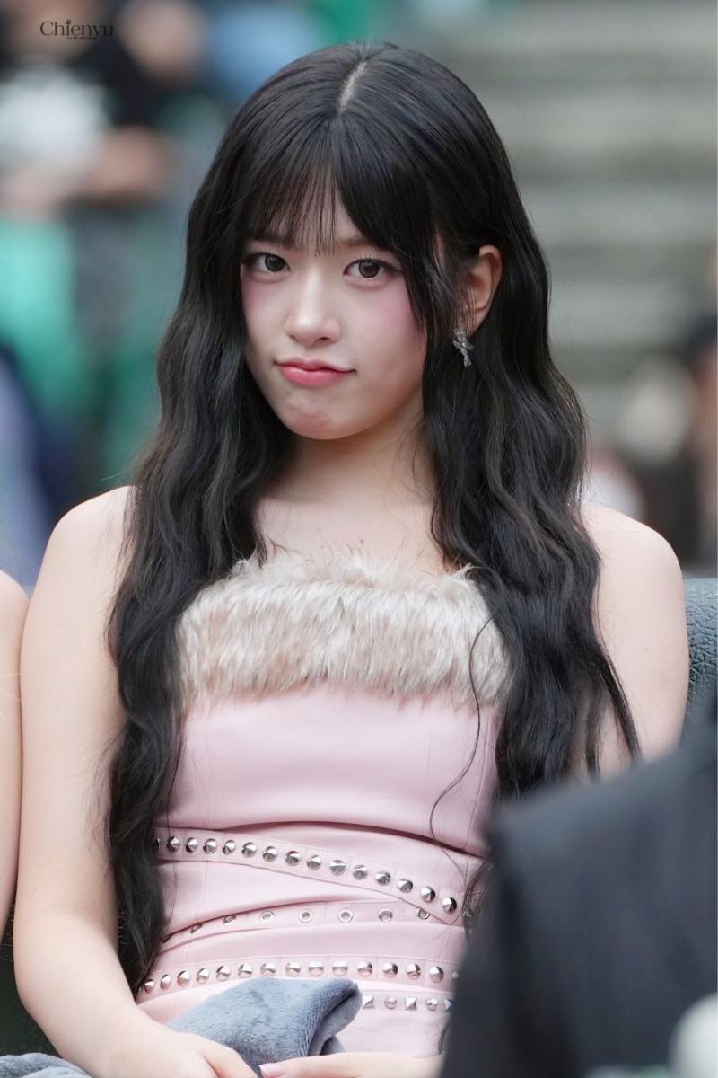 아이브 안유진