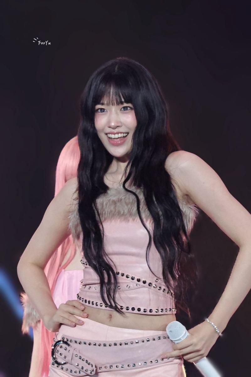 아이브 안유진