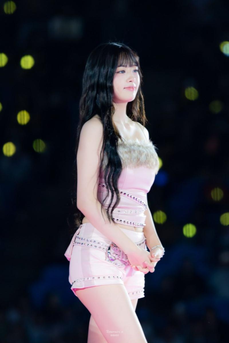 아이브 안유진