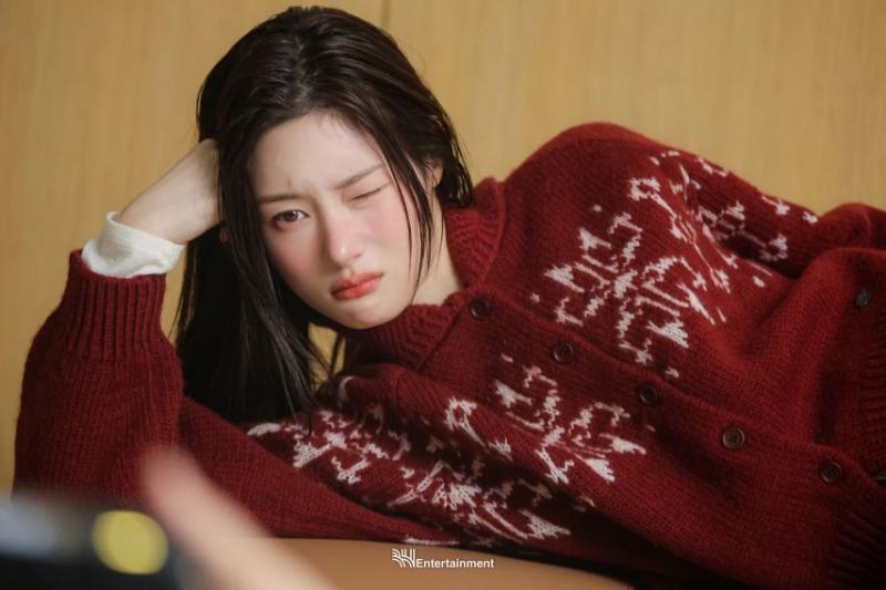 정채연