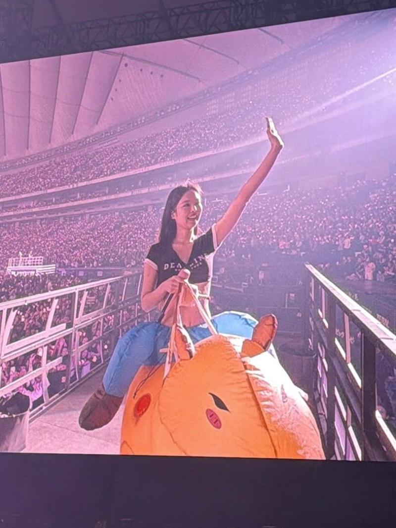 BLACKPINK (블랙핑크) 제니