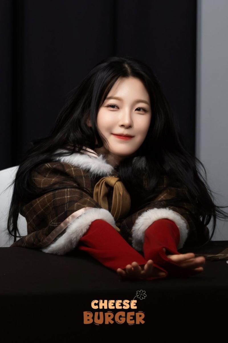 프로미스나인 백지헌