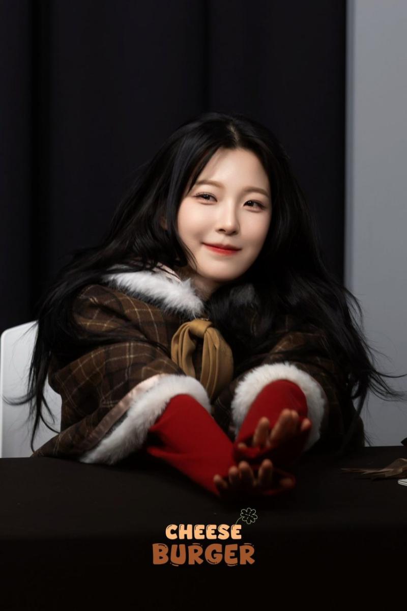 프로미스나인 백지헌