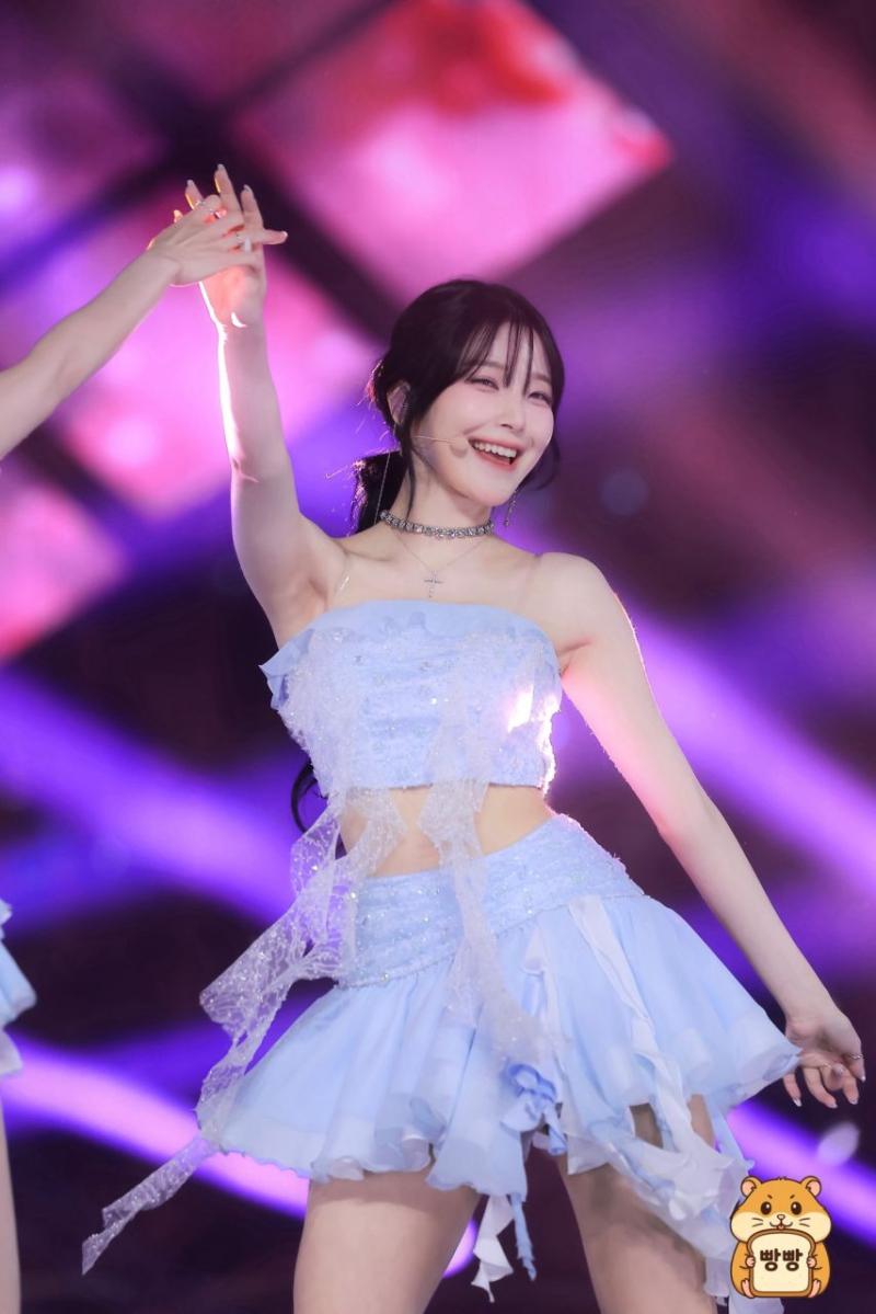 프로미스나인 백지헌
