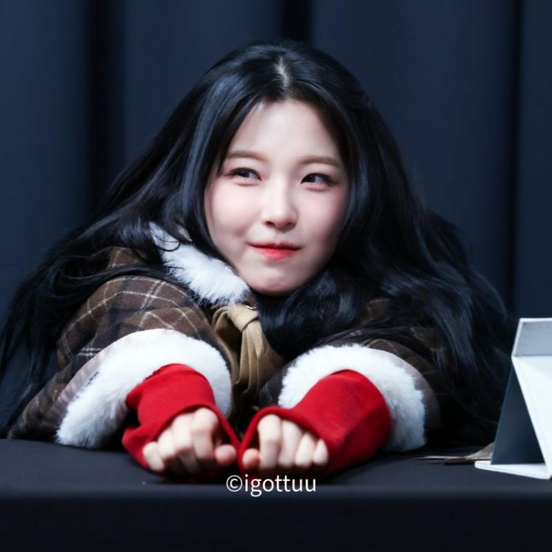 프로미스나인 백지헌
