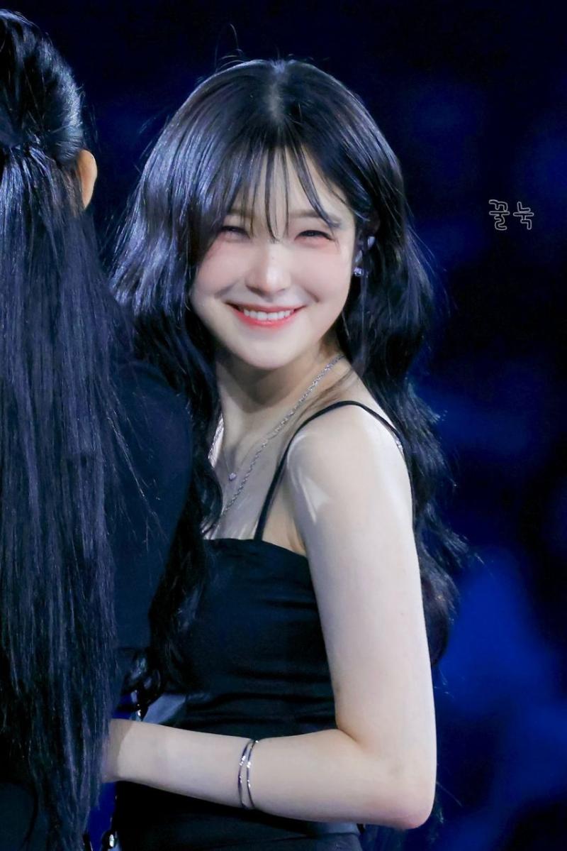 프로미스나인 백지헌