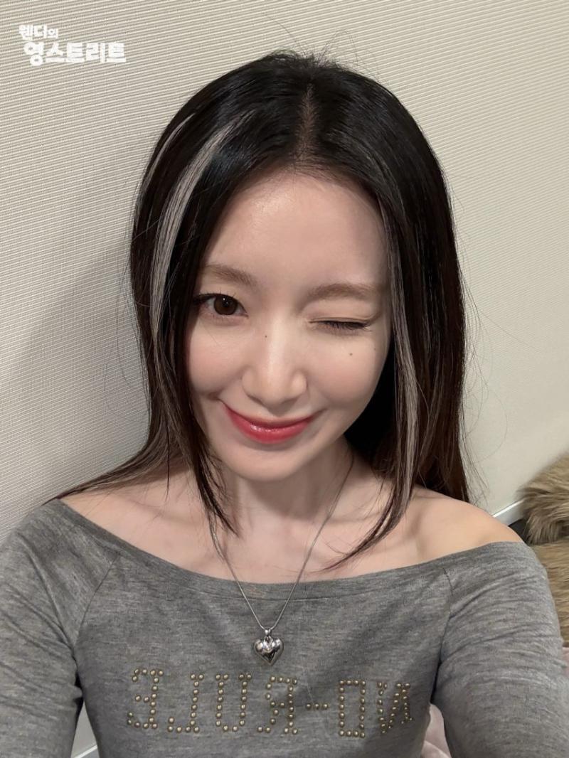 레드벨벳 웬디 (아이들 미연,민니,슈화)