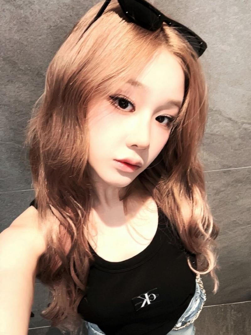 BABYMONSTER (베이비몬스터) 파리타