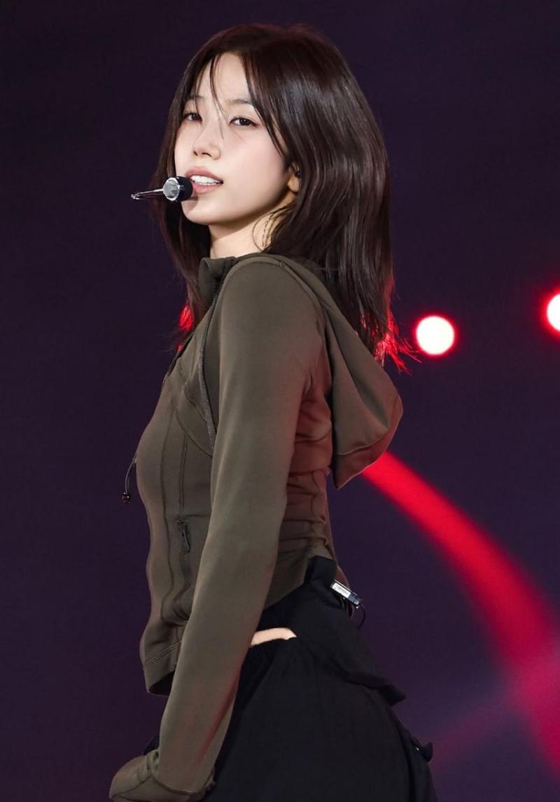LE SSERAFIM (르세라핌) 카즈하