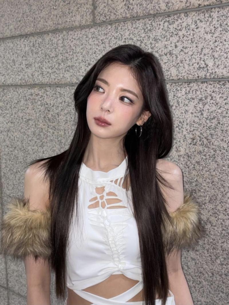 요즘 ITZY 리아 미모.jpg