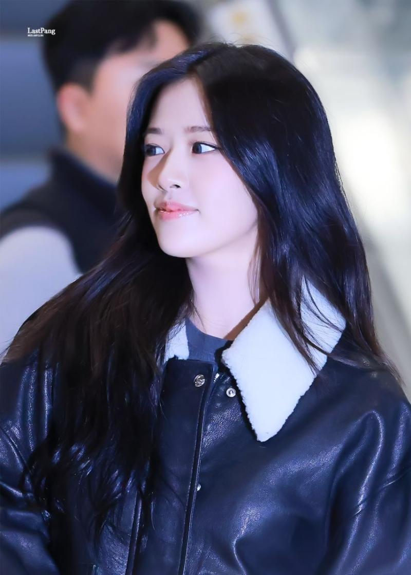 아이브 안유진