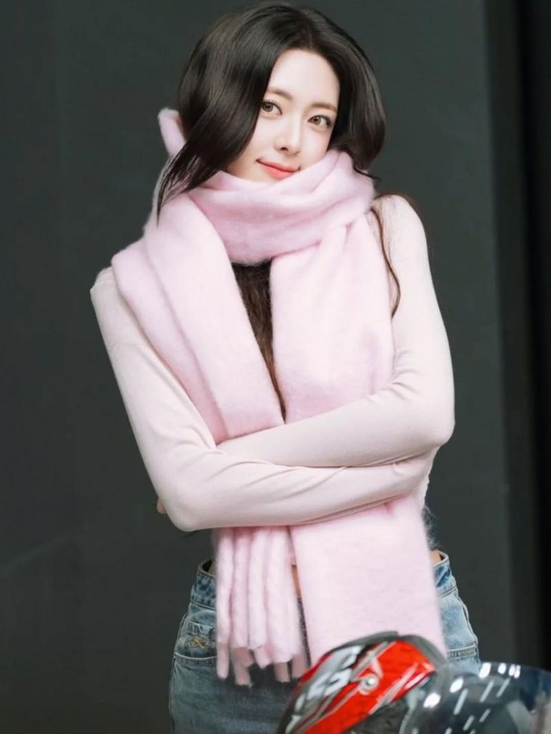 ITZY (있지) 유나