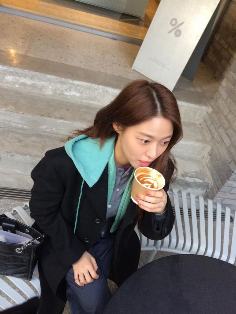 김설현 인별