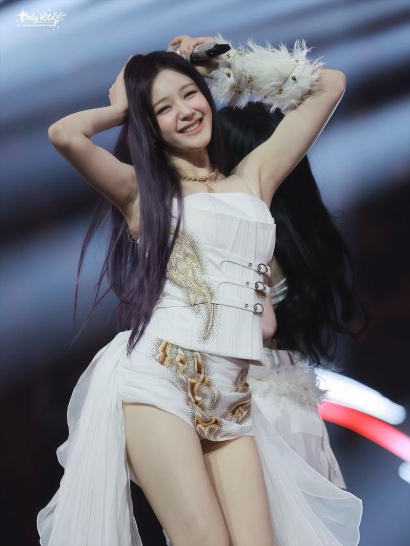베이비몬스터 파리타