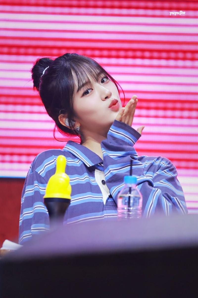 아이브 안유진