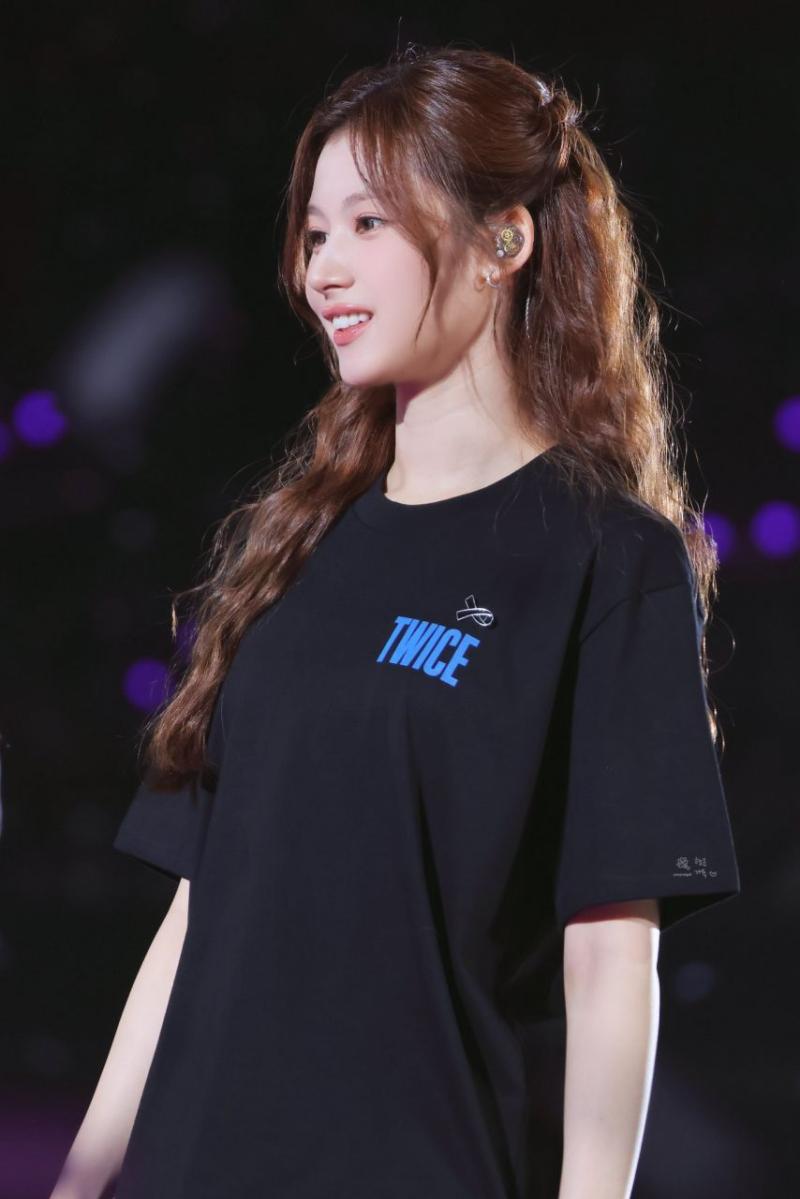트와이스 사나