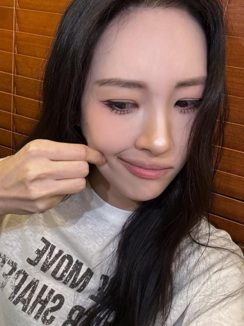 선미 (SUNMI)