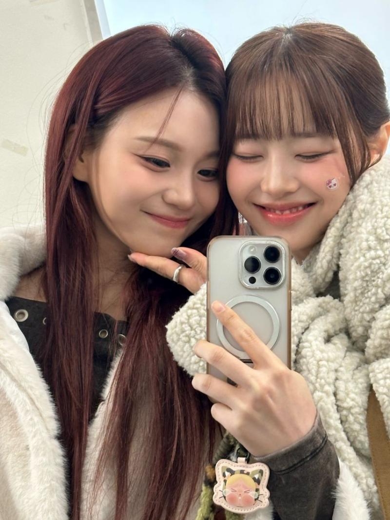 엄지 VIVIZ비비지 with 츄