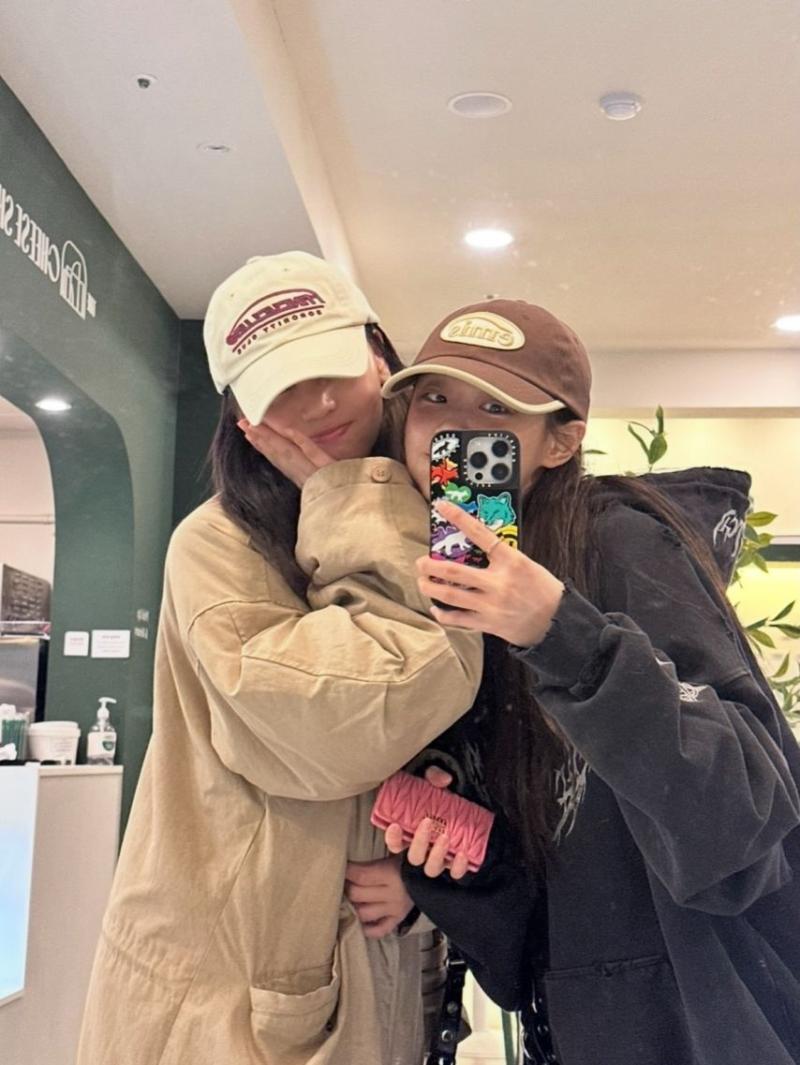 엄지 VIVIZ비비지 with 츄