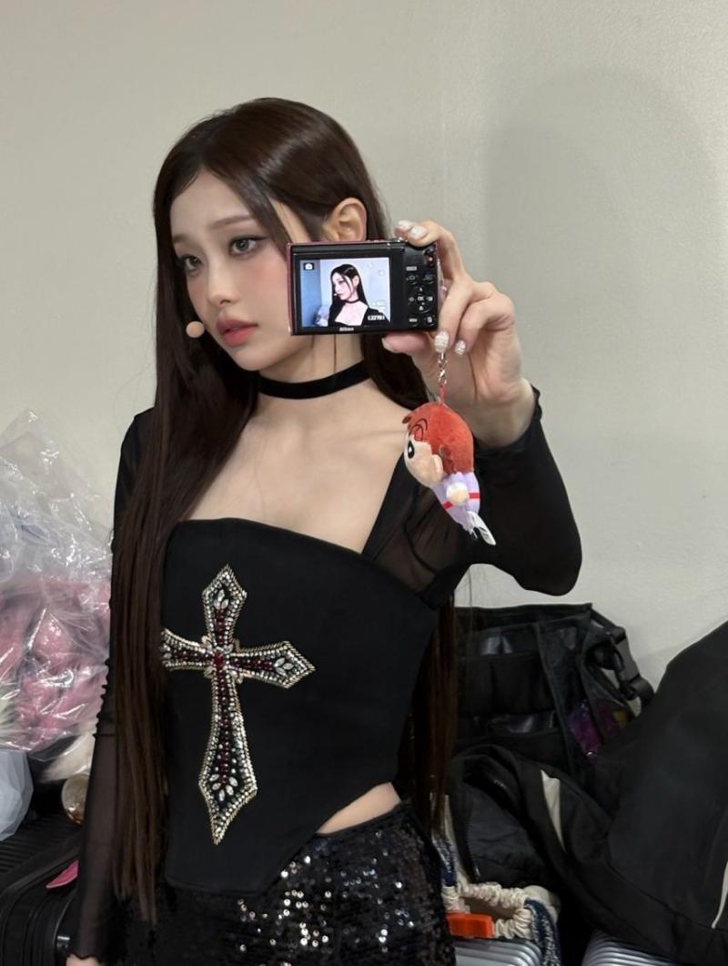 츄 인별 등/ with 권은비/ 251227