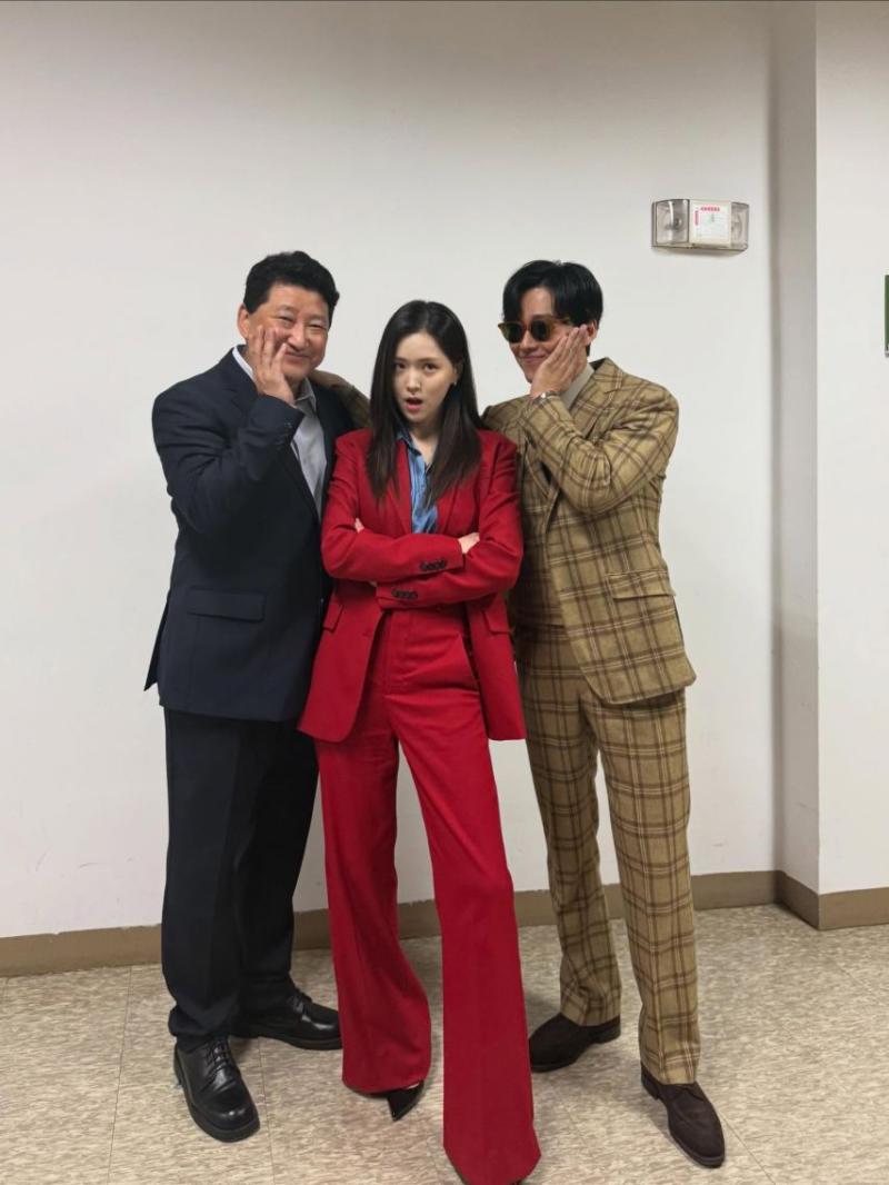 김지은