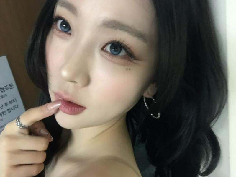 아이칠린 (ICHILLIN') 재키