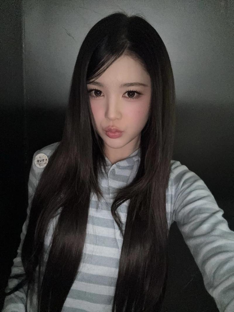 하츠투하츠 에이나