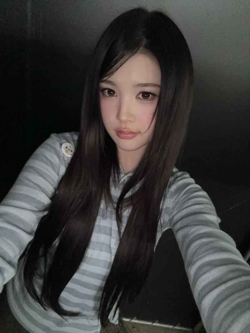 하츠투하츠 에이나