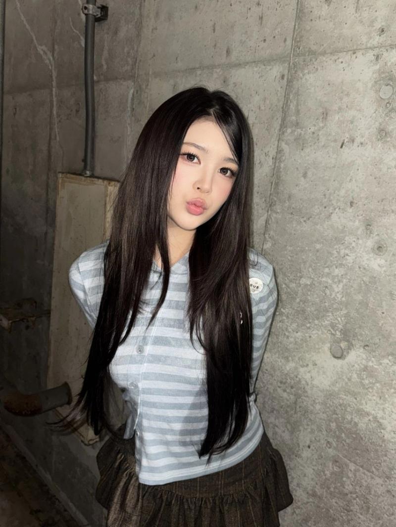 하츠투하츠 에이나