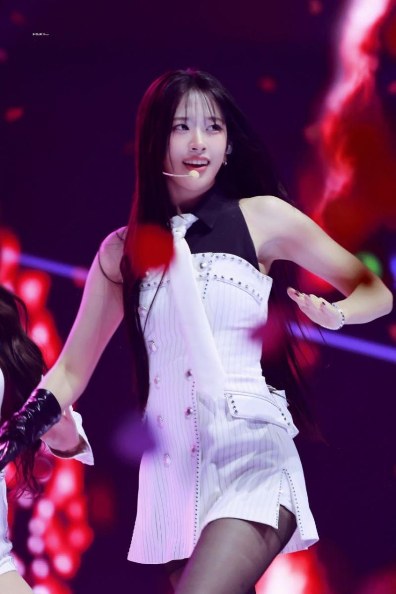 아이브 안유진