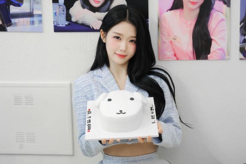 트리플에스 공유빈 생일