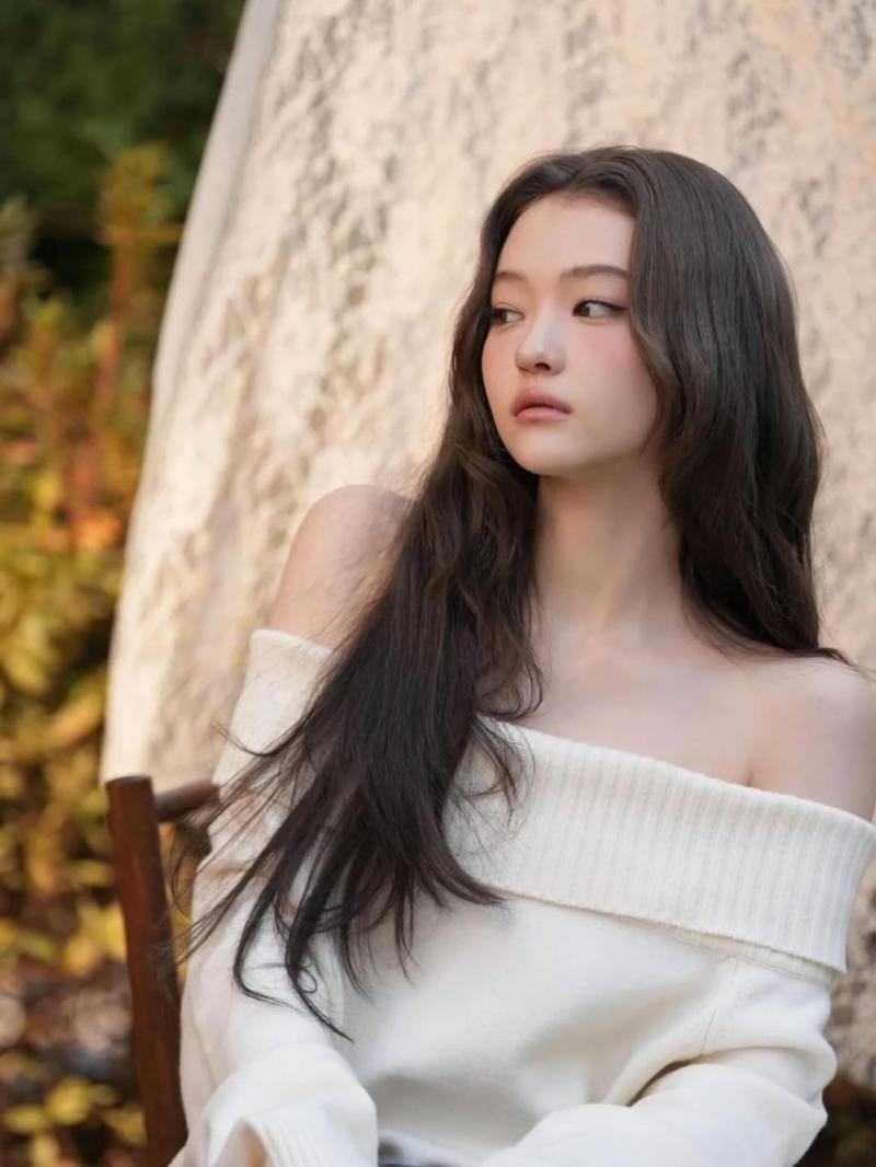 MEOVV (미야오) 엘라