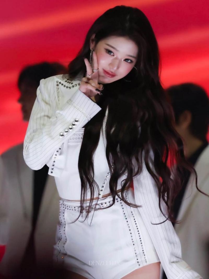 IVE (아이브) 장원영
