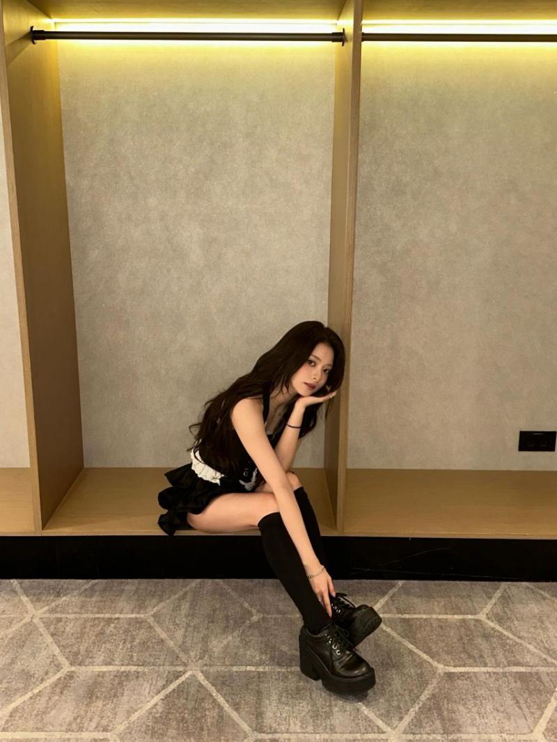 프로미스나인 이나경