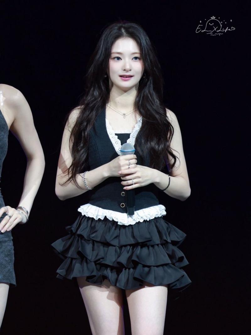 프로미스나인 이나경